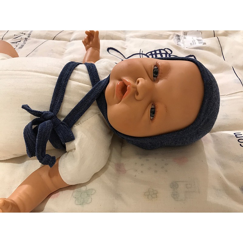 Engel Baby Häubchen mit Bindebändchen Bio-Schurwolle