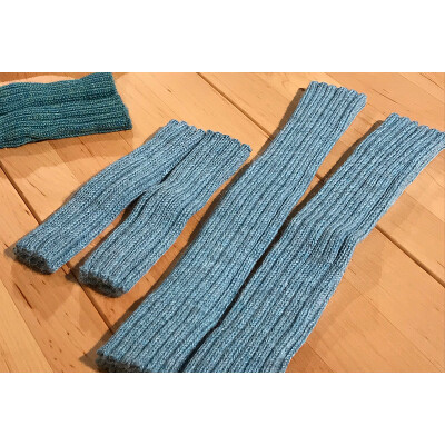 Stulpen "gletscherblau 15cm oder 30cm" bzw. Pulswärmer aus 100% Wolle (Baby-Alpaca)- gaaaanz weich und kuschelig