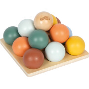 Sortierspiel mit Kugeln nach Montessori-Art