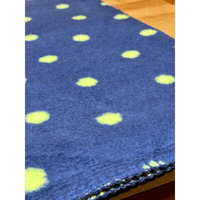 Decke Punkte "blau/grün", 100% Baumwolle (kbA), 75x100cm², mit Häkelrand - nicht feucht ausschlagen!